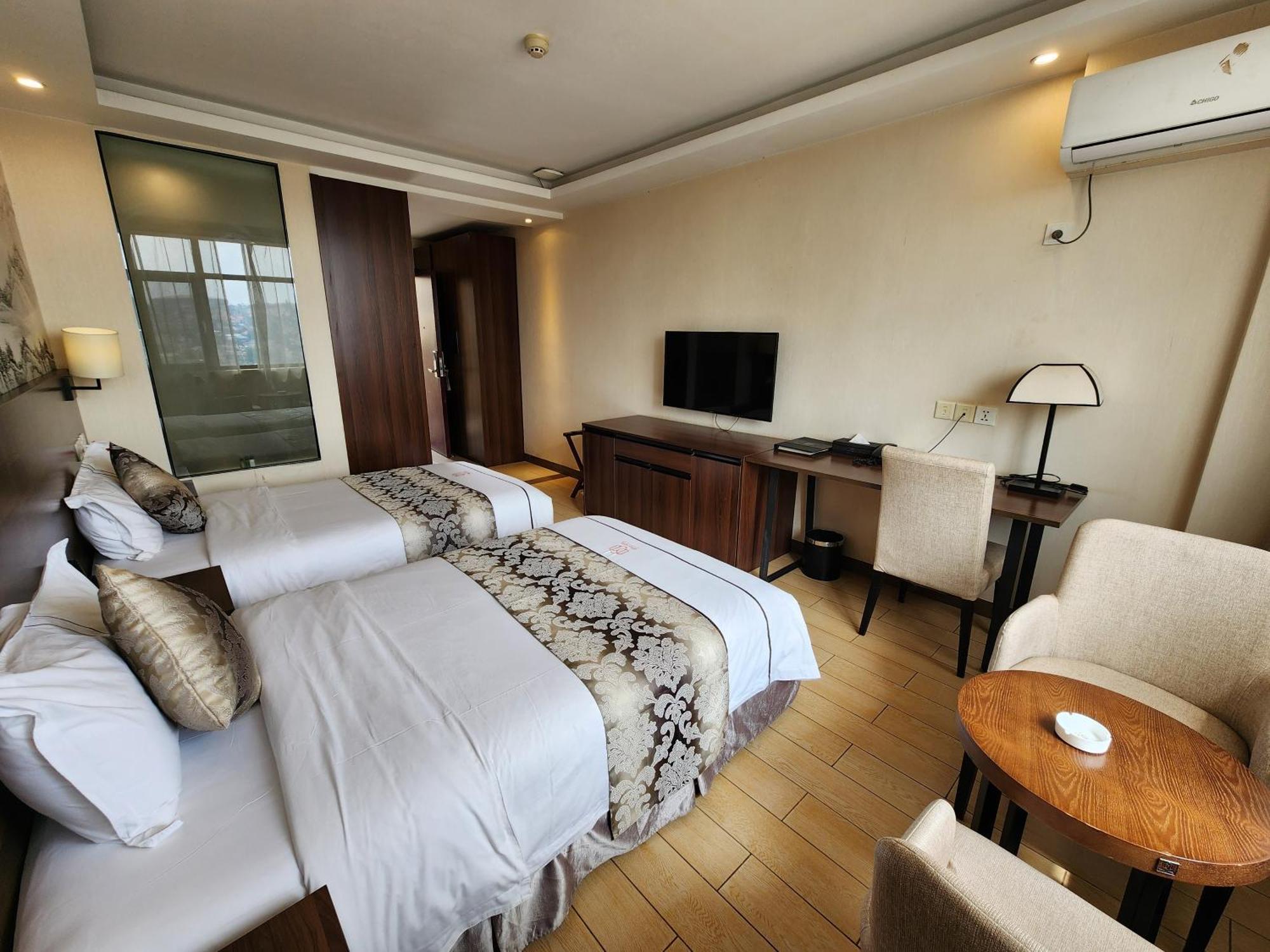 Dmall Hotel Κιγκάλι Εξωτερικό φωτογραφία