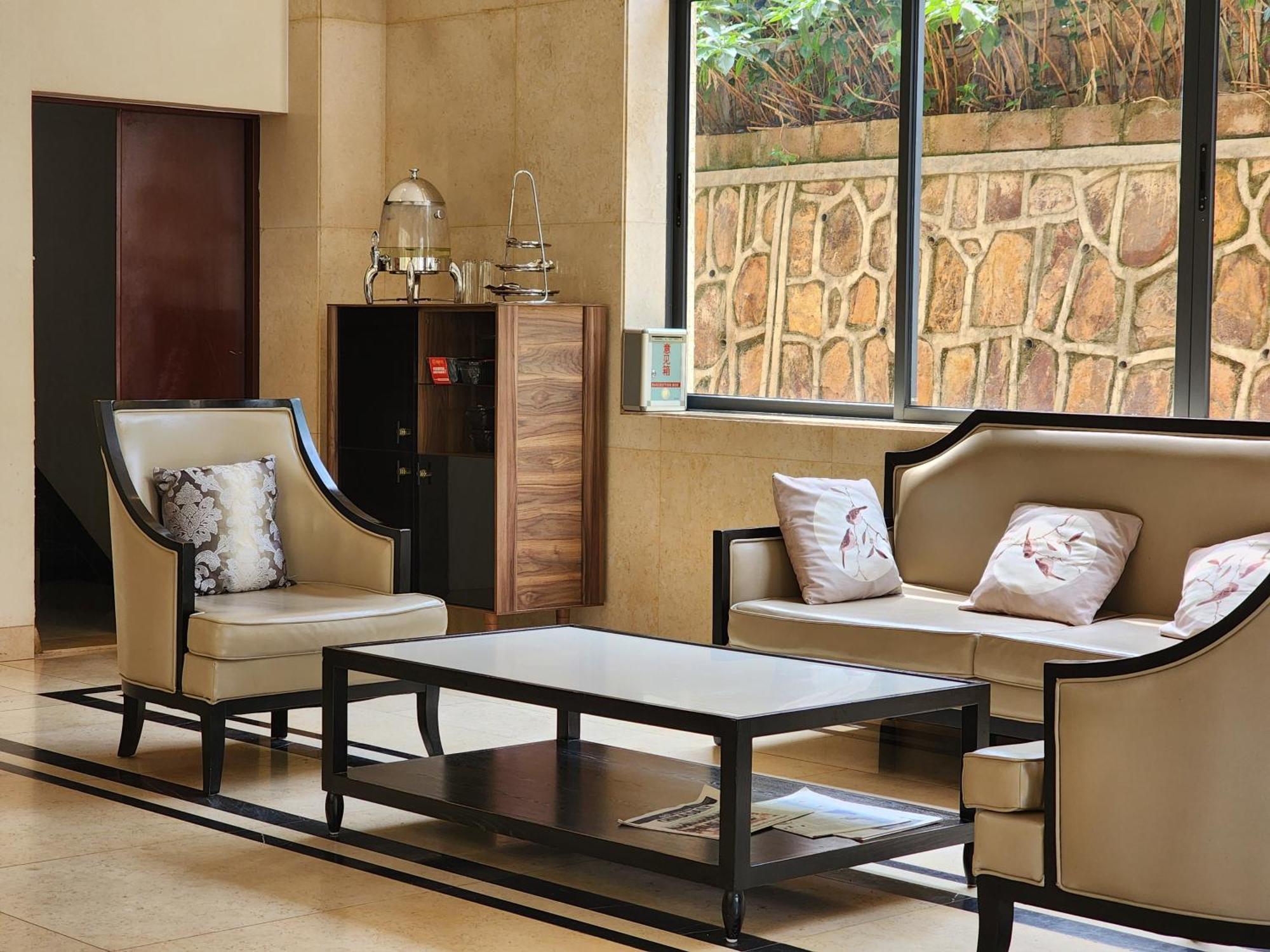 Dmall Hotel Κιγκάλι Εξωτερικό φωτογραφία