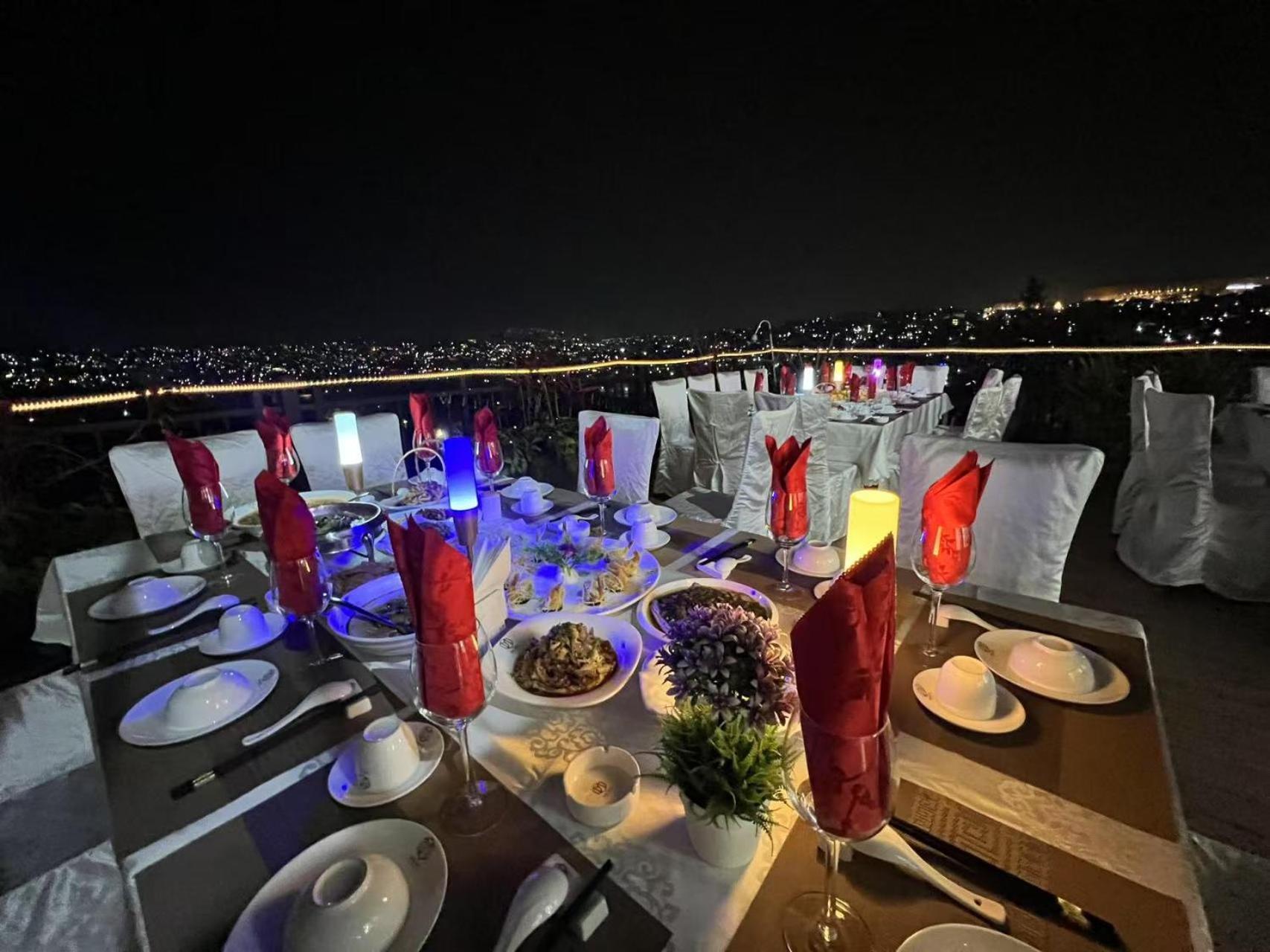 Dmall Hotel Κιγκάλι Εξωτερικό φωτογραφία