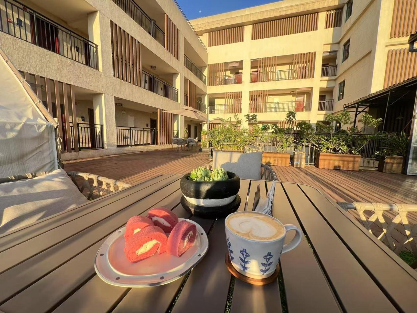 Dmall Hotel Κιγκάλι Εξωτερικό φωτογραφία