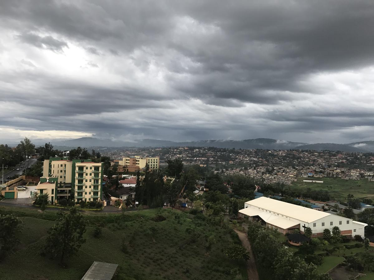 Dmall Hotel Κιγκάλι Εξωτερικό φωτογραφία